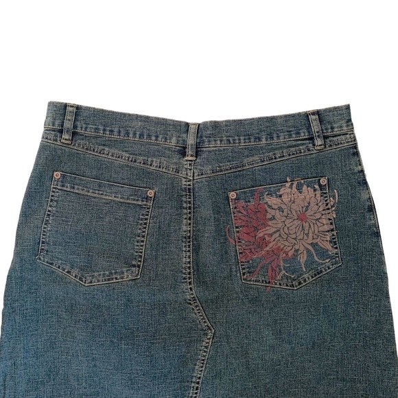 Wallis size 16 maxi jean skirt with flower decal mid rise dark wash - Picture 7 of 9